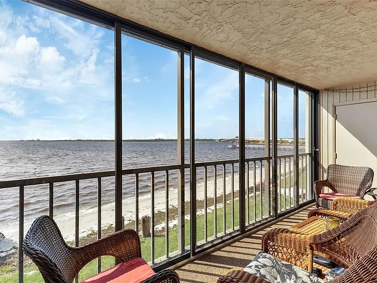 14459 River Beach Dr #129 — Photo 22