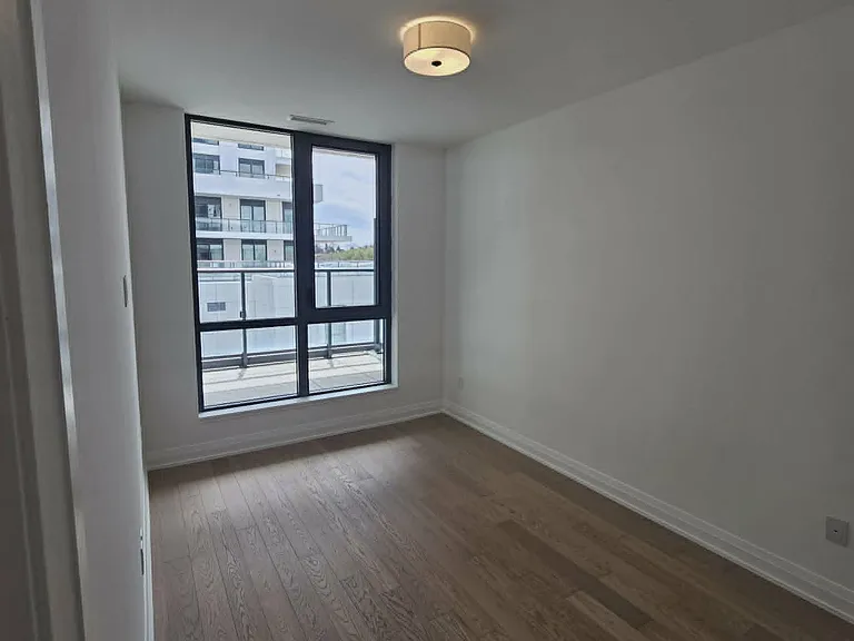 505 Glencairn Ave #202 — Photo 12