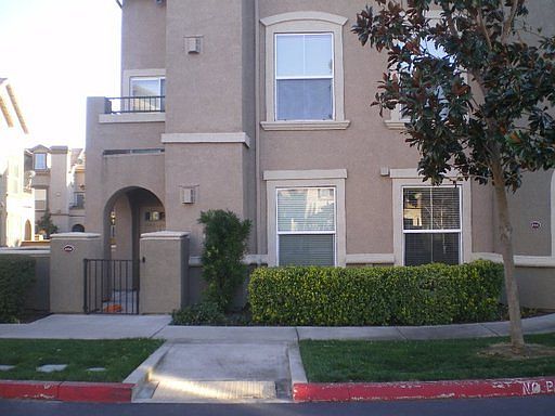 1st image of 5350 Dunlay Dr Unit 2715