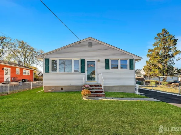 624 Dial Ave, Piscataway, NJ 08854