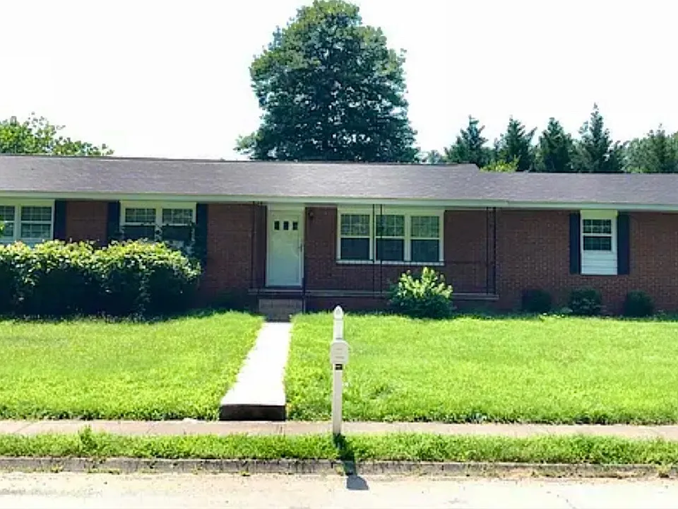527 Ravenwood Dr