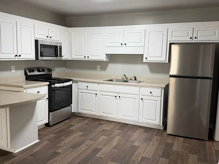 142 Keyport Ct — Photo 3