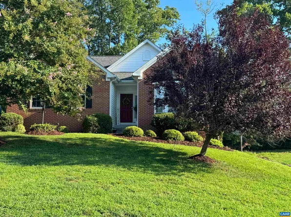 211 Justin Dr, Palmyra, VA 22963