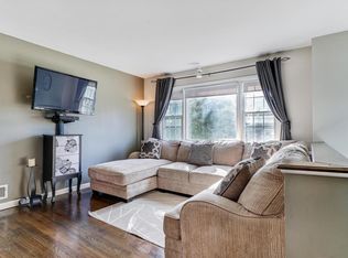 12 Pleasant Ct, Toms River, NJ 08753