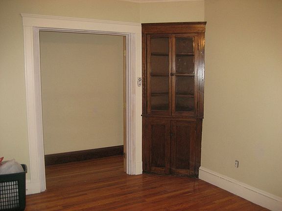 dining room or bedroom