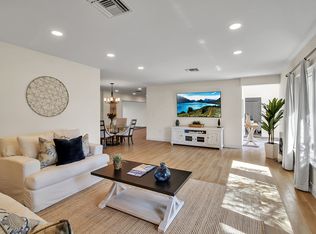 318 Nassau St N, Venice, FL 34285