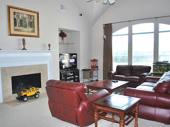 3rd image of 26215 Park Ivy Ln
