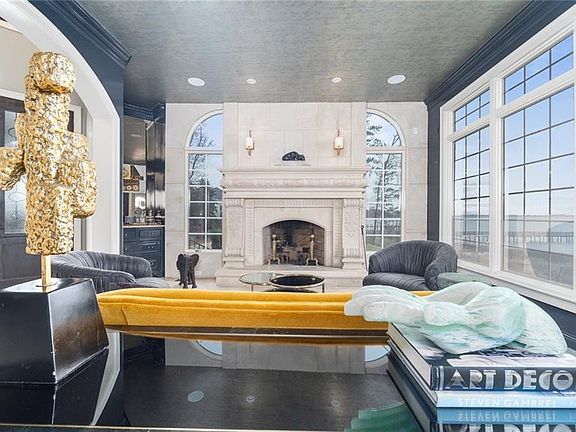 4th image of 5270 River Club Dr