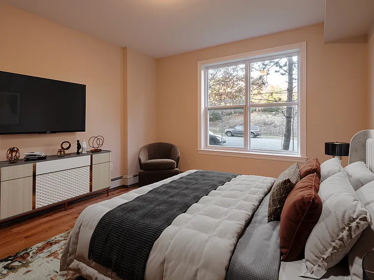 680 Parkland Dr — Photo 7