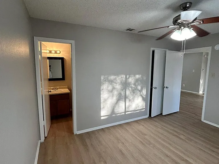 7900 W Gate Blvd #B — Photo 13