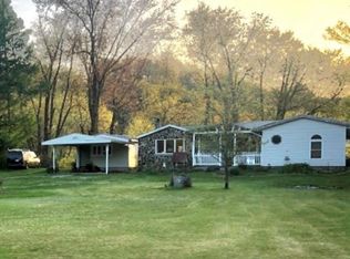 234 Lend St, Fombell, PA 16123