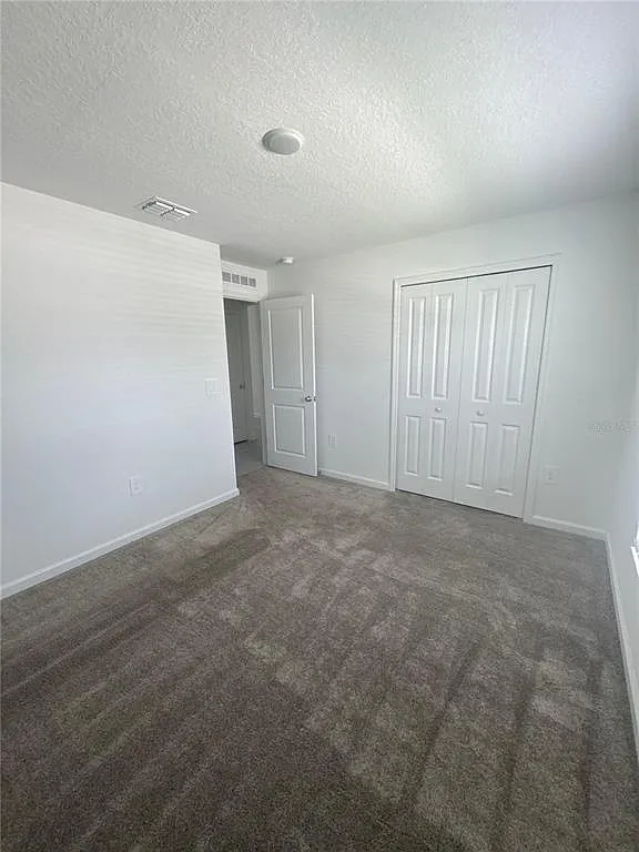 3 bed, 2.0 bath, 1555 sqft, $2,400 — Photo 4