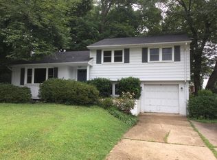 5200 Ravensworth Rd, Springfield, VA 22151