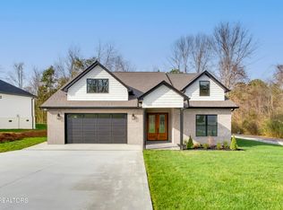 120 Cheeyo Way, Loudon, TN 37774