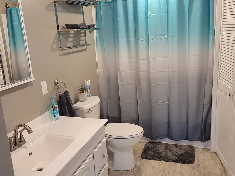 5317 W Cloverdale Rd — Photo 10