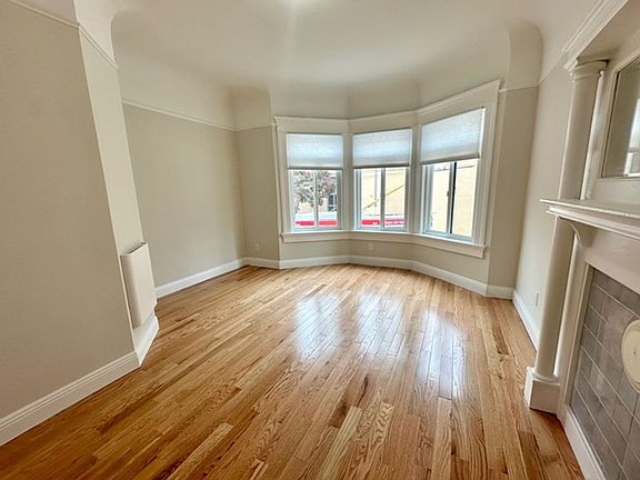 5th image of 426 Presidio Ave
