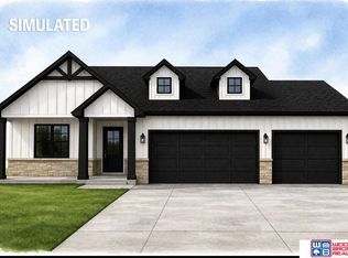 9111 Castle Pine Dr, Lincoln, NE 68516