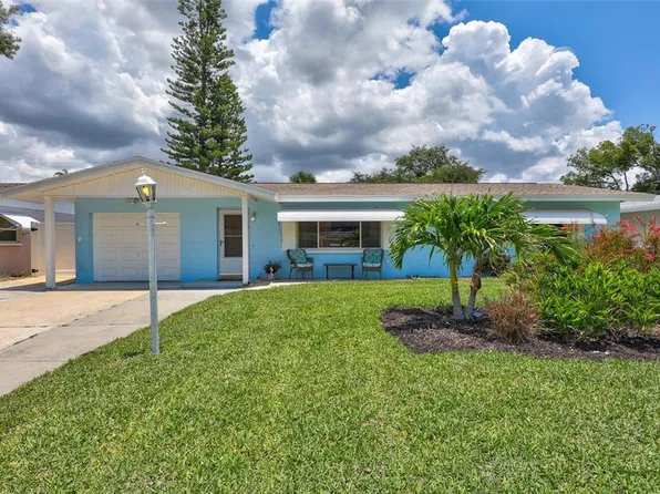 7687 117th St, Seminole, FL 33772