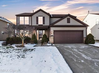 7842 Berwick Dr, Ypsilanti, MI 48197