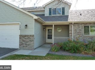 596 Monn Ave #596, Vadnais Heights, MN 55127