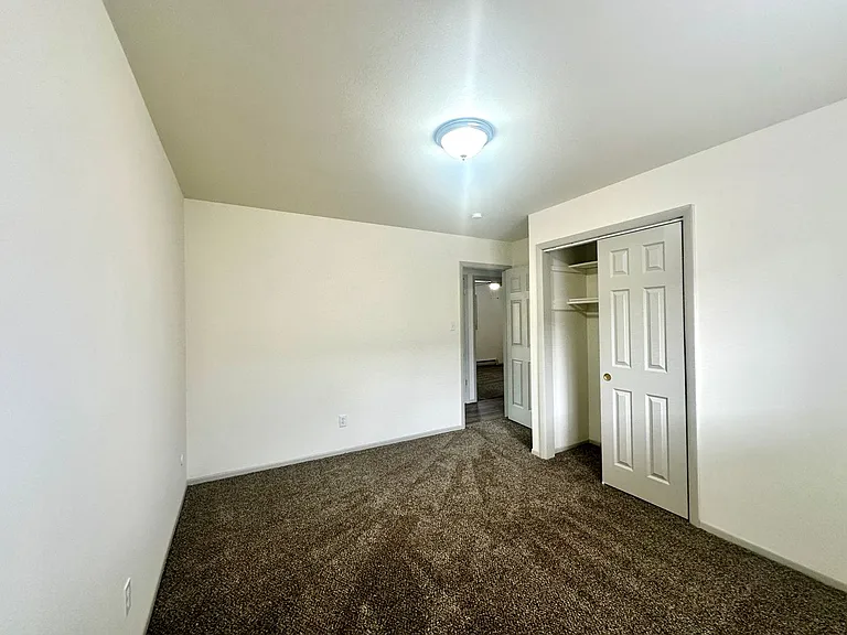 4338 N Chestnut St. — Photo 17