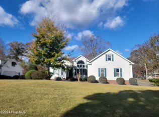 2304 Oakview Dr, New Bern, NC 28562