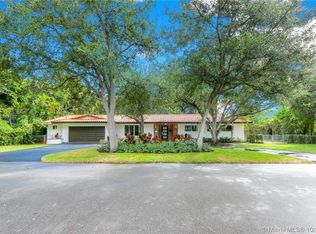 5501 SW 63rd Ct, South Miami, FL 33155