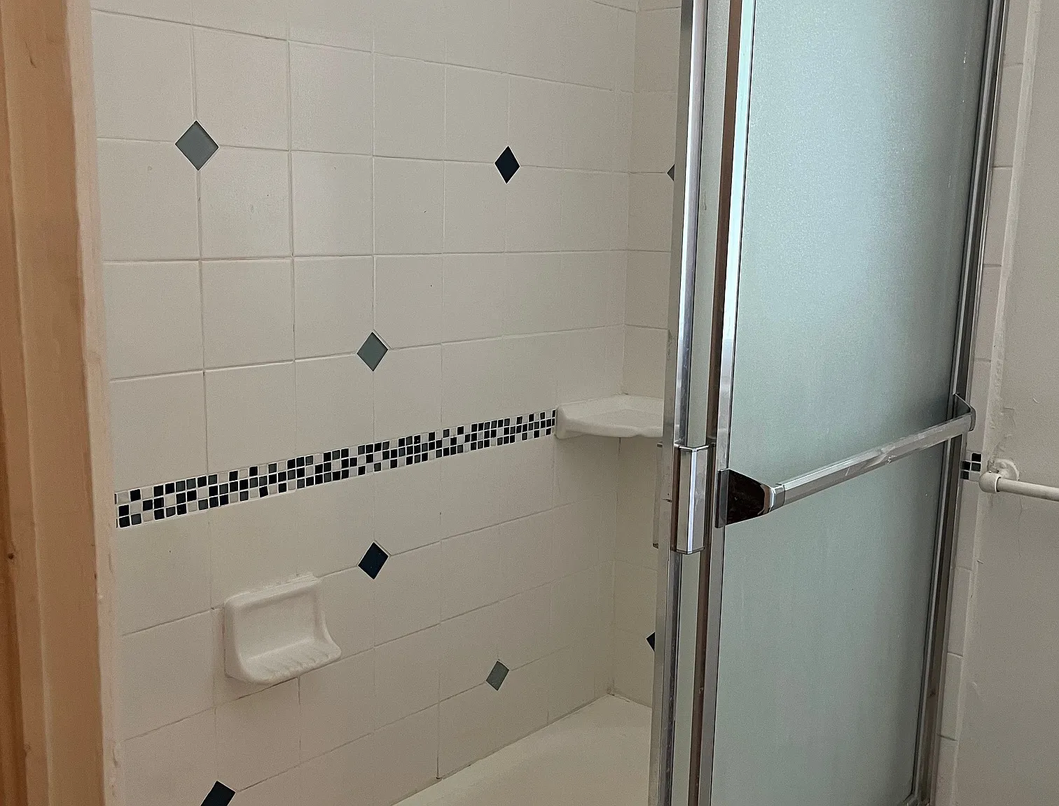 1 bed, 575 sqft, $2,350 — Photo 3