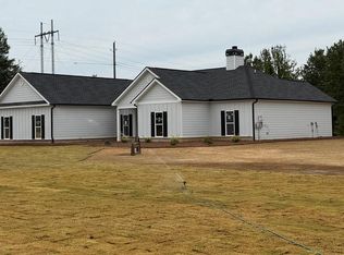 563 Rockwell Church Rd NW, Winder, GA 30680