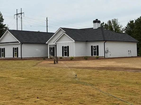 563 Rockwell Church Rd NW, Winder, GA 30680