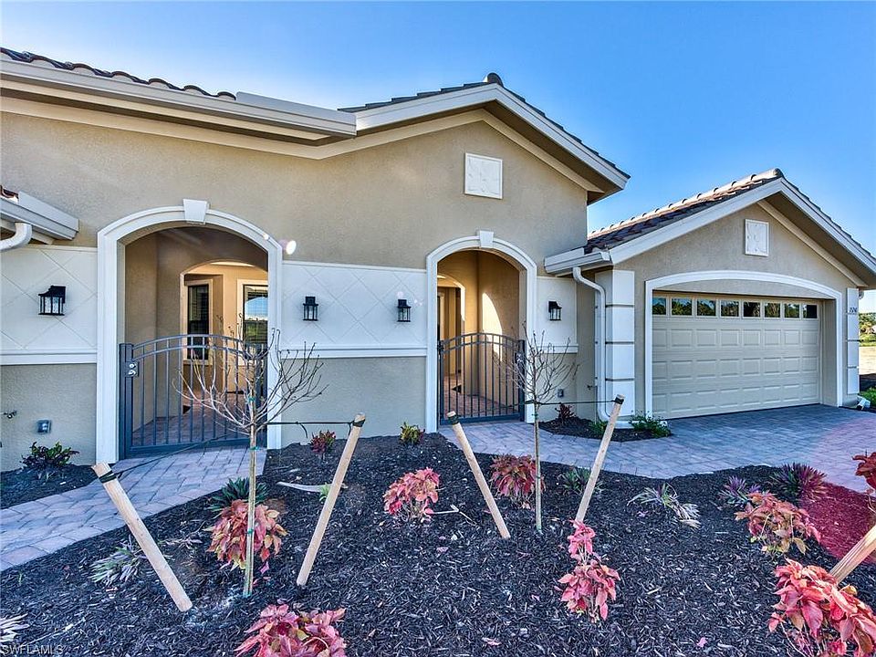 1st image of 15241 Cortona Way