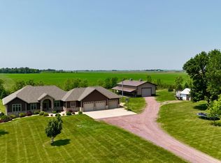 13943 Sundberg Ave, Dundee, MN 56131