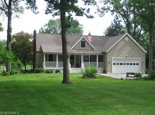 130 W Howe Rd, Tallmadge, OH 44278