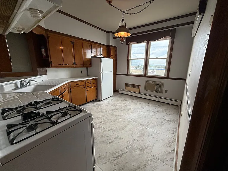 177 Columbia Ave #1 — Photo 14