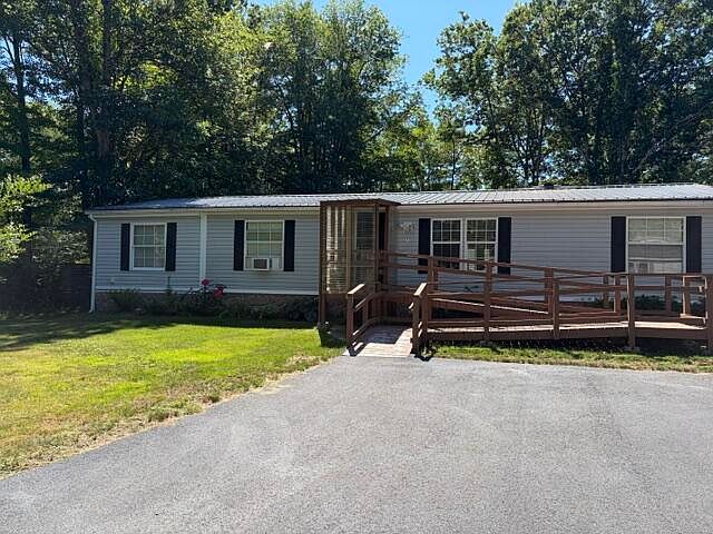 1st image of 7 Juniper Lane