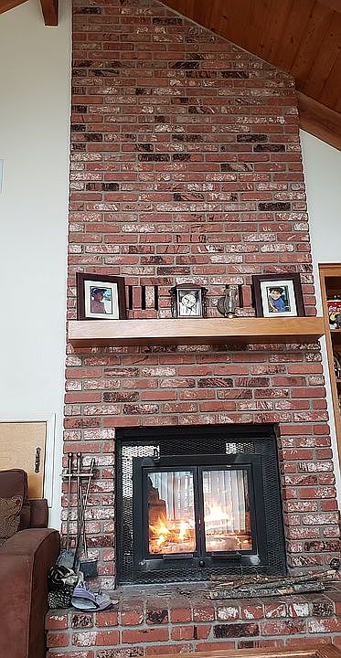 2nd image of 1070 Cleveland Ln