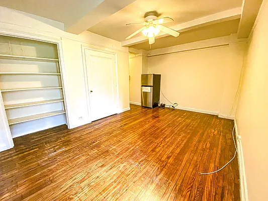 Rented by Compass | media 14