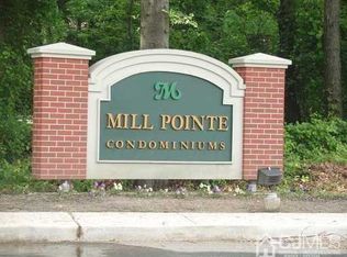 24 College Dr, Edison, NJ 08817