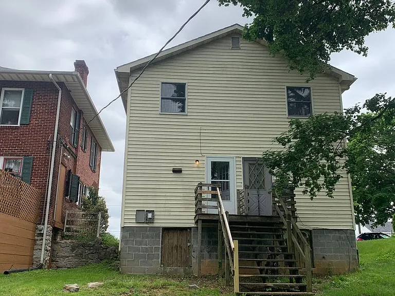 S. Mont Valla Avenue — Photo 17