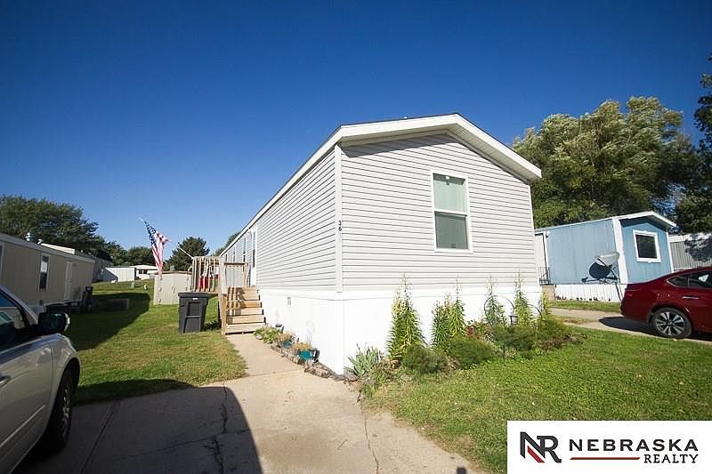 1st image of 3615 NW Palm Ct