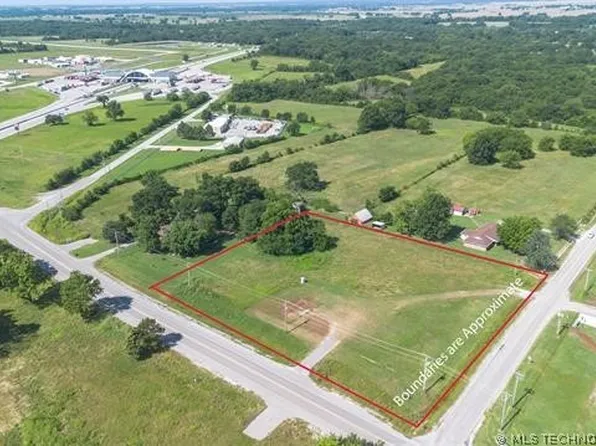 S 4410th Rd, Vinita, OK 74301