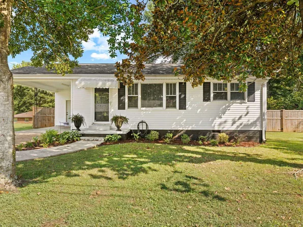 1107 Bernice St, Tuscumbia, AL 35674