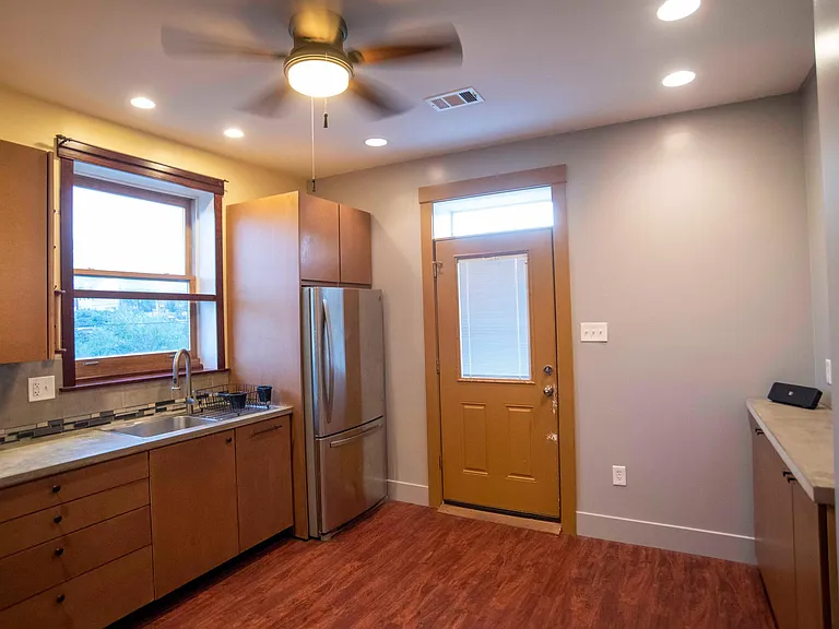 1003 Chestnut St #2 — Photo 26