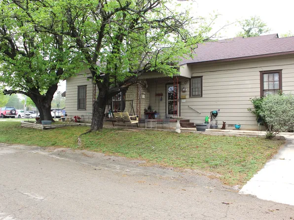 613 N Graham St, Stephenville, TX 76401