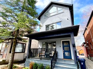16 Woodlee Rd, Toronto, ON M4E2R1