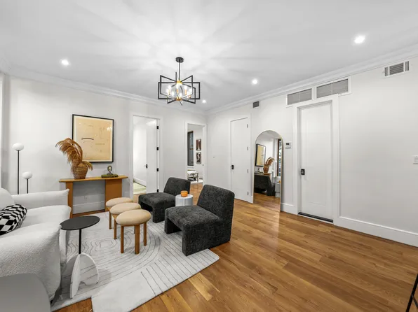 636 Warren Street image 7 of 16