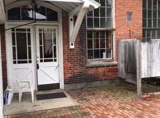 12 Water St, Leeds, MA 01053