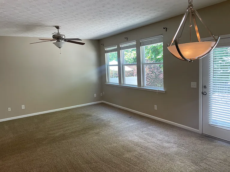 1212 Bronze Oak Way — Photo 5