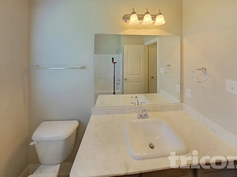 513 Alice Ln — Photo 16