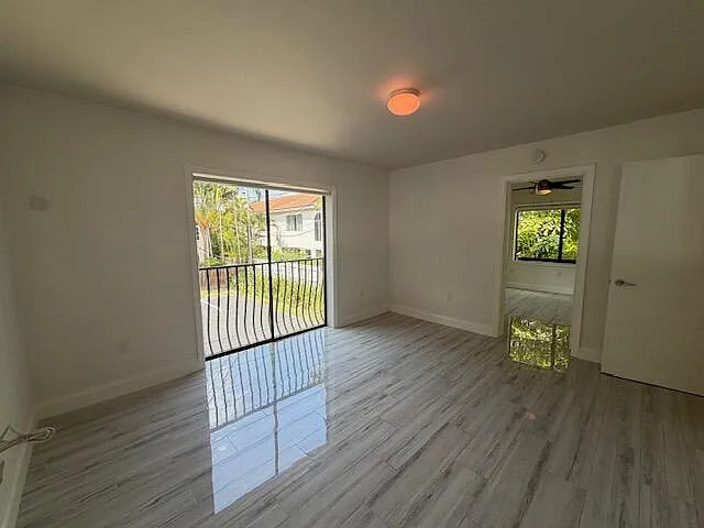1605 E Broward Blvd #6 — Photo 4